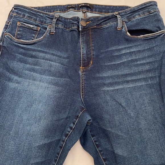 STS Blue Denim - STS Blue Emma Crop Jeans, size 35